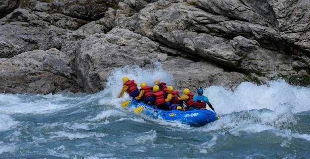 Rishikesh Tour Package with River Rafting – 4 Days / 3 Nights